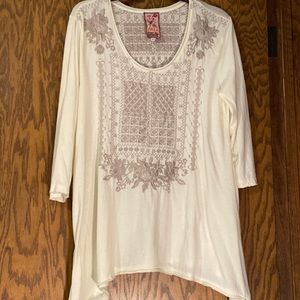 Cream Johnny Was Comfy Large Top $40